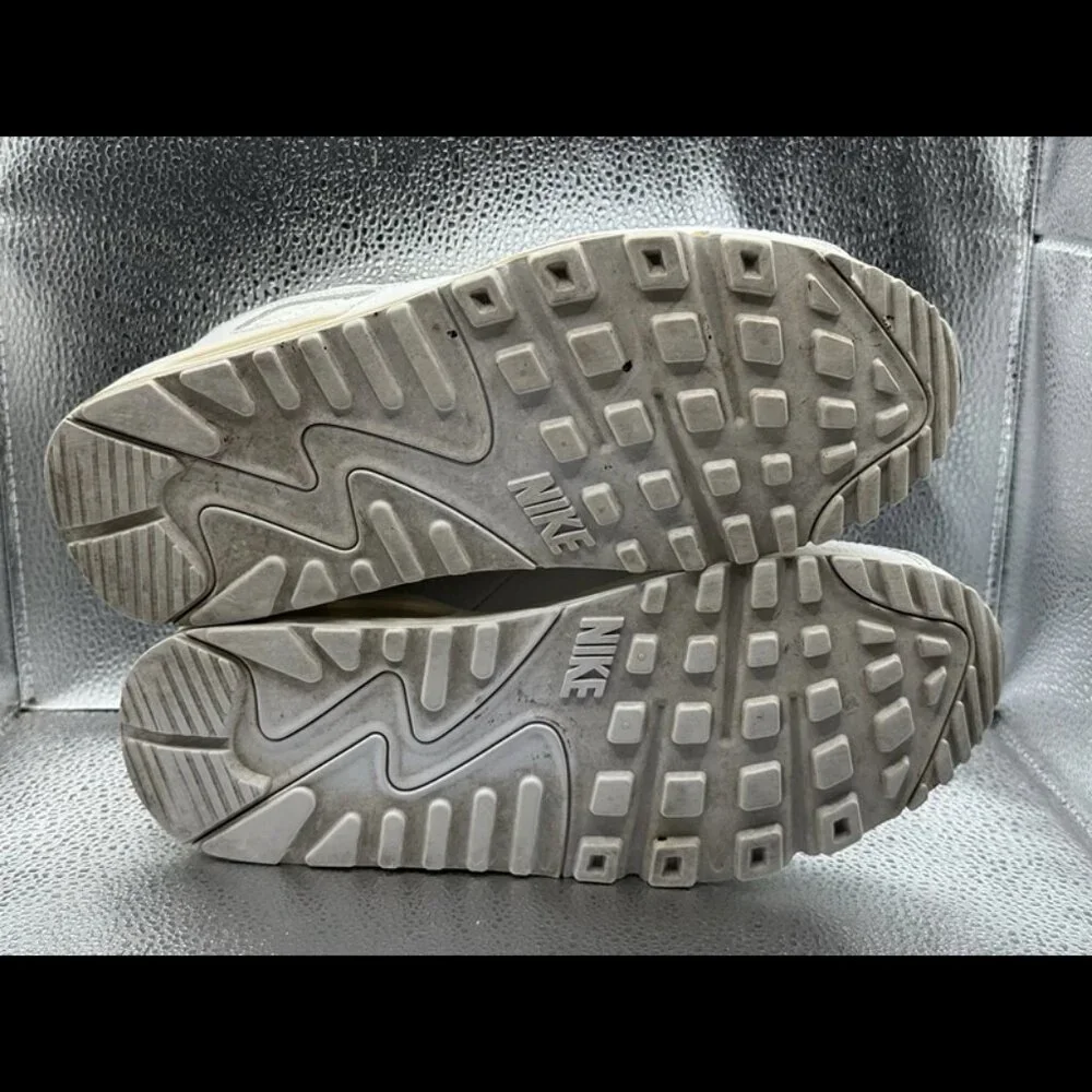 RARE Size 7.5 - Nike Men's Air‎ Max 90 Leather 'Triple White CZ5594-100